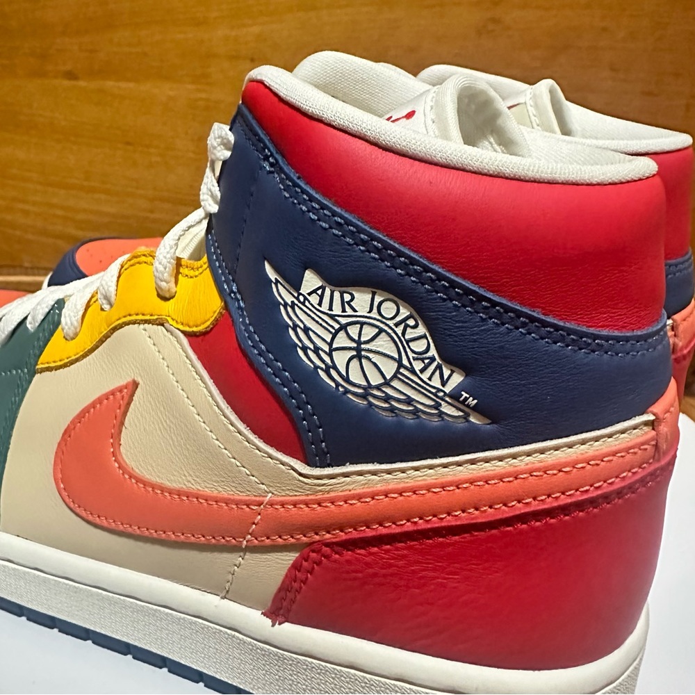 Womens Air Jordan 1 Mid SE Multi Color Athletic Shoes 12 Pastel Limited Edition - Picture 7 of 12